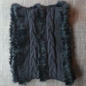 RUDSAK Black Knit Scarf with Rabbit Fur